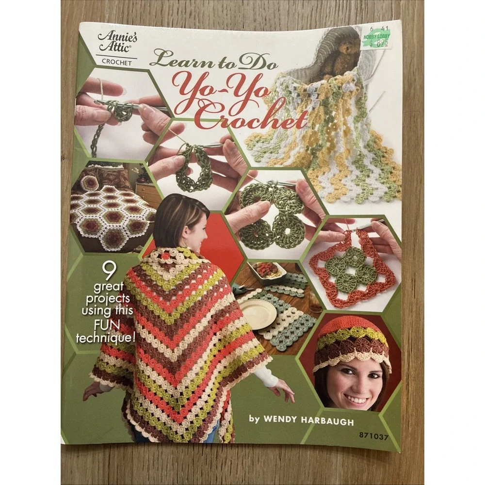 Lot Of 3 Annie's Crochet Books Baskets Hats & Scarves Yo-Yo Crochet